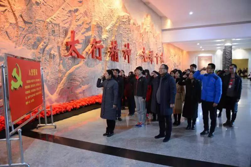 25a6ed0a34bc4154a1f862bff741a3ab.jpg 25a6ed0a34bc4154a1f862bff741a3ab.jpg