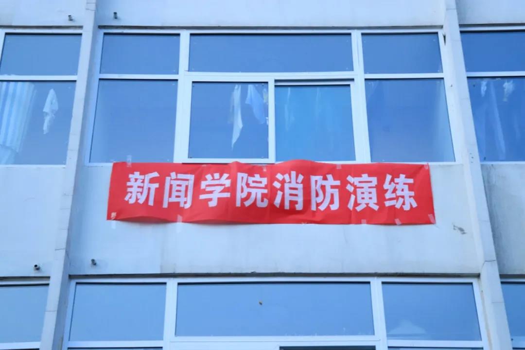 8de0ec4b0d2c4b31886d37091c0669f7.jpg 8de0ec4b0d2c4b31886d37091c0669f7.jpg